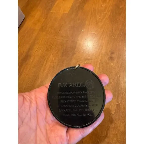 Vintage Bacardi Bat Logo Medallion Keychain Rum Bar Promo Advertising Collectibl - Picture 3 of 3